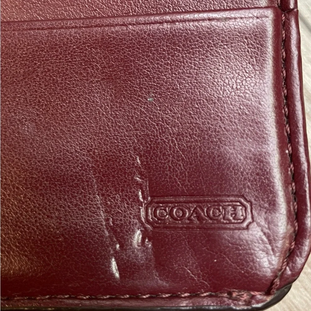 Coach Limited Edition Ashley Patent Wallet - Picture 7 of 14